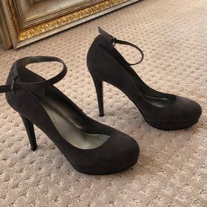 Guess Grey Suede Heels